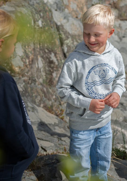 Grå Simborgarhoodie Barn
